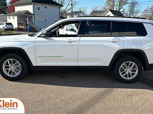 Used 2024 Jeep Grand Cherokee L Laredo w/ Luxury Tech Group I image 4