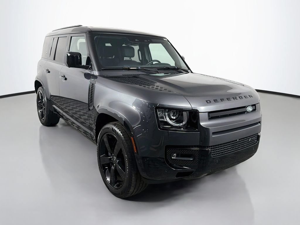 Used 2023 Land Rover Defender 110 X-Dynamic SE AWD/4WD image 3