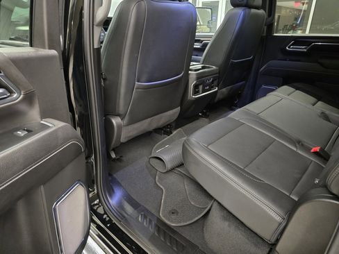 Used 2024 GMC Sierra 2500 Denali w/ Denali Reserve Package image 38