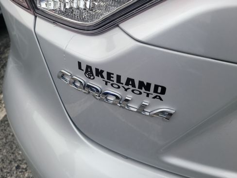 Used 2026 Toyota Corolla LE FWD image 11