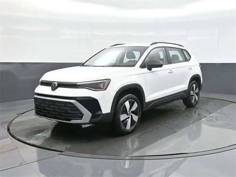 New 2026 Volkswagen Taos S image 3