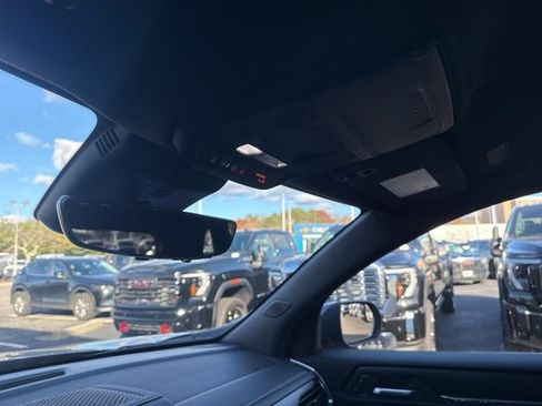 New 2026 GMC Acadia Elevation image 23