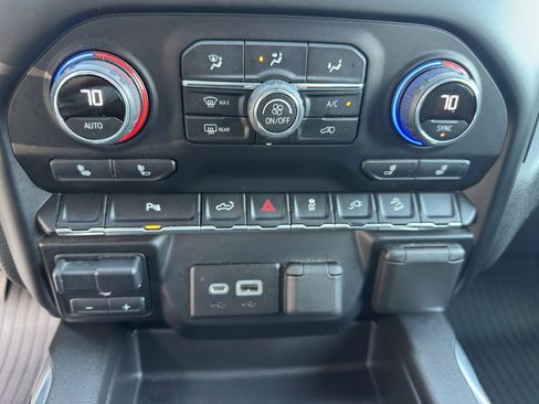 Used 2022 Chevrolet Silverado 1500 LT Trail Boss w/ LT Trail Boss Premium Package image 23