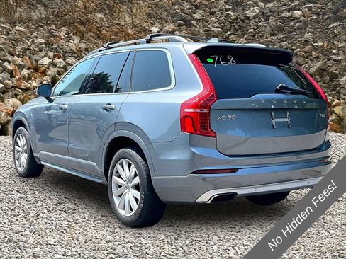 Used 2016 Volvo XC90 T6 Momentum w/ Momentum Plus Package AWD/4WD image 11