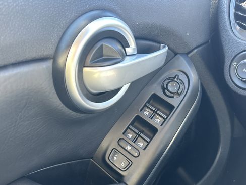 Used 2017 FIAT 500X Trekking w/ Cold Weather Package image 23