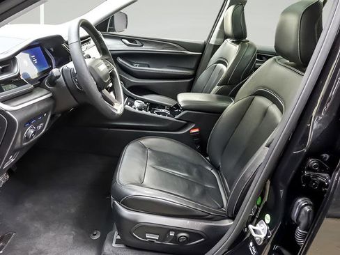 Used 2022 Jeep Grand Cherokee Limited 4xe AWD/4WD image 8