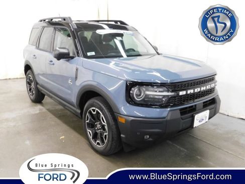 New 2025 Ford Bronco Sport Outer Banks w/ Outer Banks Tech Package+ AWD/4WD image 1