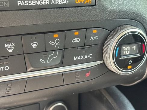 Used 2020 Ford Escape SE AWD/4WD image 23