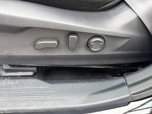 Used 2022 Subaru Outback Premium AWD/4WD image 18
