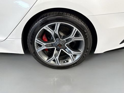 Used 2019 Kia Stinger GT2 AWD/4WD image 37