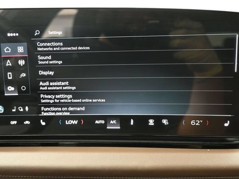 Used 2025 Audi A6 e-tron Prestige AWD/4WD image 24