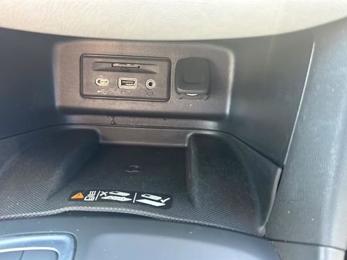 Used 2020 Chevrolet Equinox Premier image 18