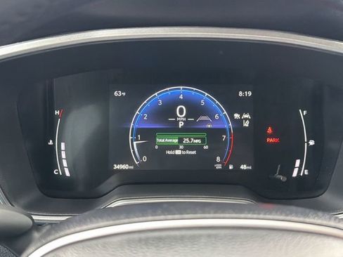 Used 2025 Toyota Corolla Cross XLE FWD image 24