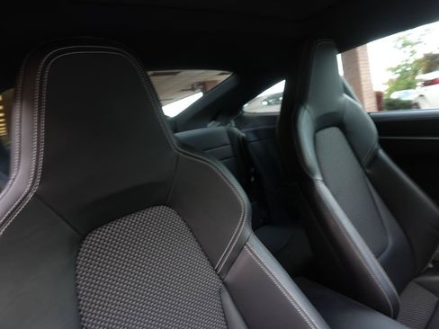 Used 2020 Porsche 911 Carrera S RWD image 10