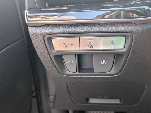 Used 2022 Genesis G80 2.5T image 27