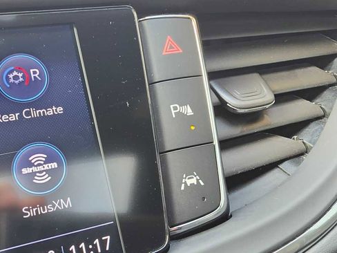 Used 2023 Buick Enclave Premium w/ Experience Buick Package image 38