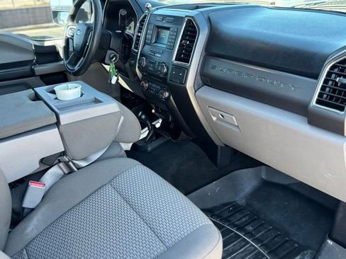 Used 2017 Ford F250 XLT image 24