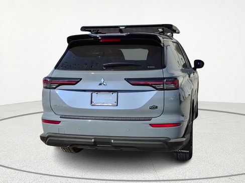 New 2025 Mitsubishi Outlander SE AWD/4WD image 6