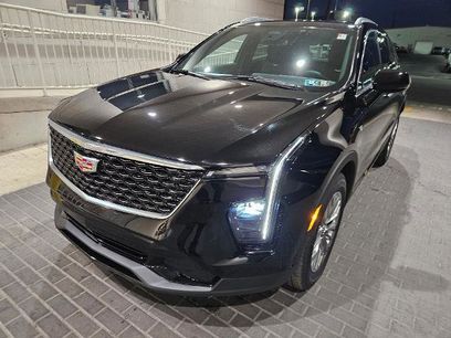 New 2025 Cadillac XT4 Premium Luxury w/ Cold Weather Package