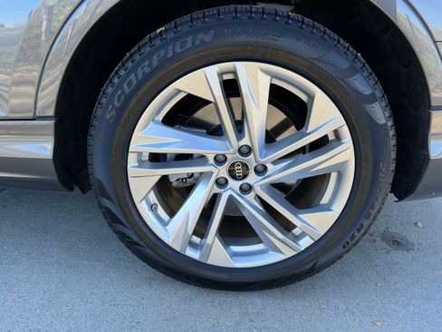 Used 2023 Audi Q7 3.0T Prestige w/ Prestige Package image 13