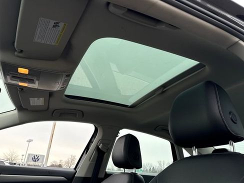 Used 2021 Volkswagen Jetta SE image 31