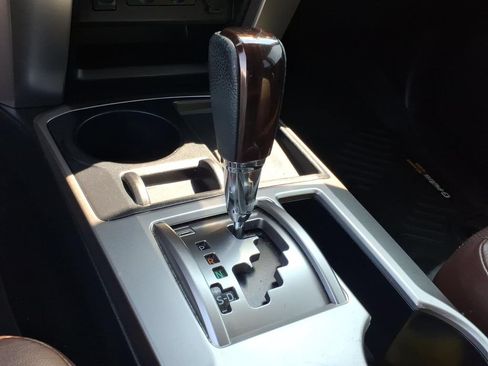 Used 2015 Toyota 4Runner Limited RWD image 15
