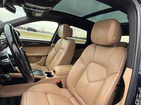 Used 2019 Porsche Macan S image 13