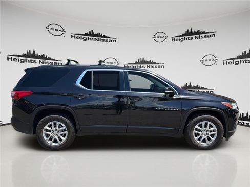 Used 2019 Chevrolet Traverse LT AWD/4WD image 6