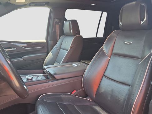 Used 2022 Cadillac Escalade ESV Premium Luxury RWD image 7