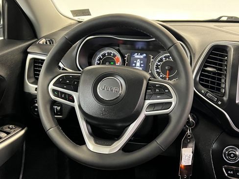 Used 2022 Jeep Cherokee Latitude w/ Sun & Sound Group image 20