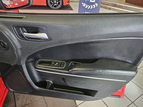 Used 2022 Dodge Charger SXT w/ Leather Interior Group image 29