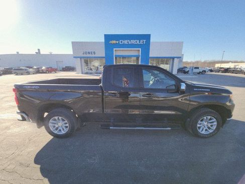 Used 2022 Chevrolet Silverado 1500 LT w/ Protection Package image 7