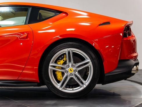 Used 2018 Ferrari 812 Superfast image 42