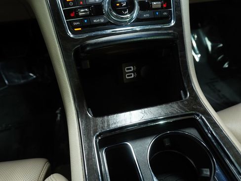 Used 2017 Lincoln Continental Select FWD image 20