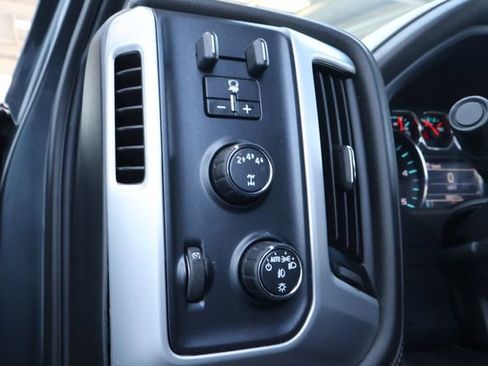 Used 2018 GMC Sierra 2500 SLE w/ SLE Preferred Package image 24