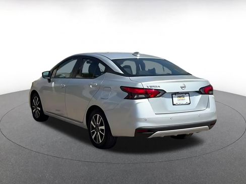 Used 2025 Nissan Versa SV FWD image 11