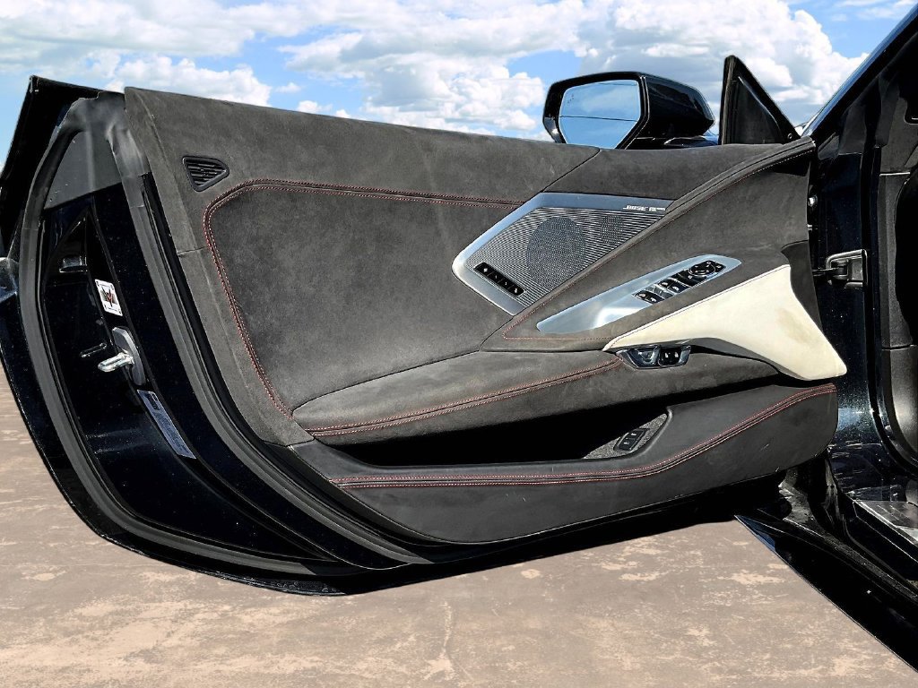 Used 2023 Chevrolet Corvette Stingray Premium Conv RWD image 20