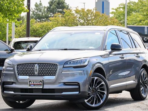 Used 2022 Lincoln Aviator Reserve w/ Equipment Group 201A AWD/4WD image 2