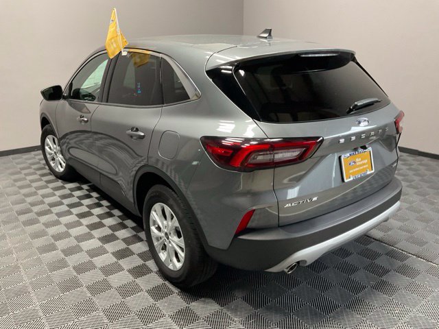 Used 2024 Ford Escape Active AWD/4WD image 9