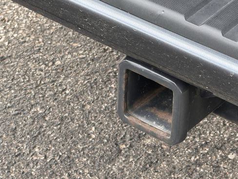 Used 2019 Chevrolet Colorado LT w/ Colorado RST Special Edition image 10