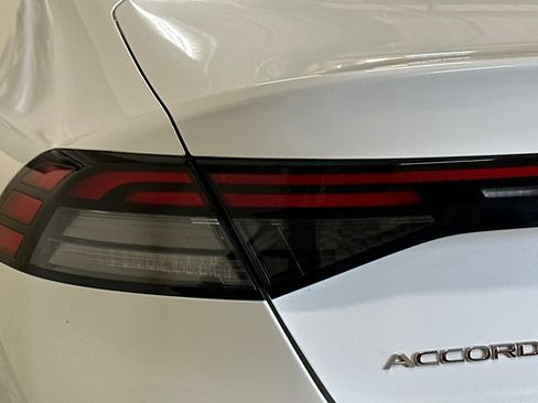 Used 2023 Honda Accord LX image 43