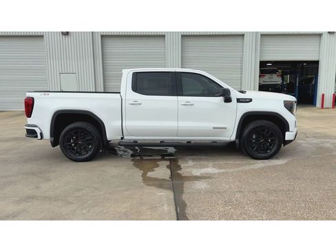 New 2026 GMC Sierra 1500 Elevation AWD/4WD image 9