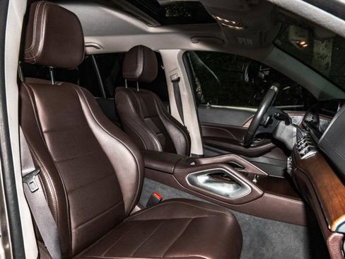 Used 2020 Mercedes-Benz GLS 450 4MATIC image 17