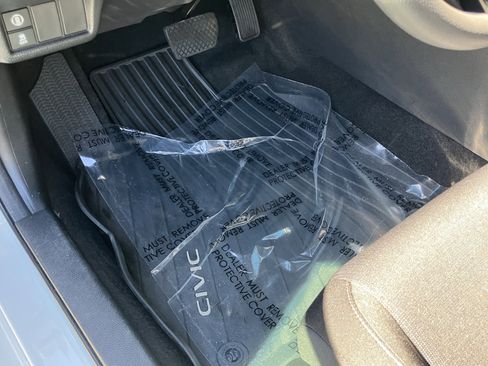 Used 2024 Honda Civic LX image 18