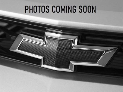 Used 2025 Chevrolet Traverse LT