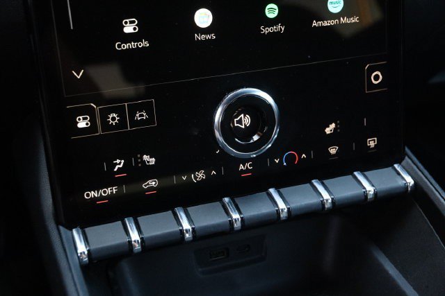 Used 2025 GMC Terrain Elevation AWD/4WD image 18