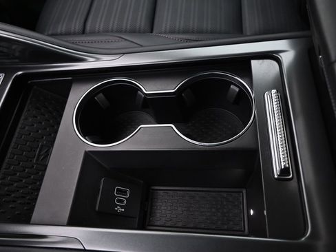 New 2026 Lincoln Nautilus Reserve w/ Jet Appearance Package image 32