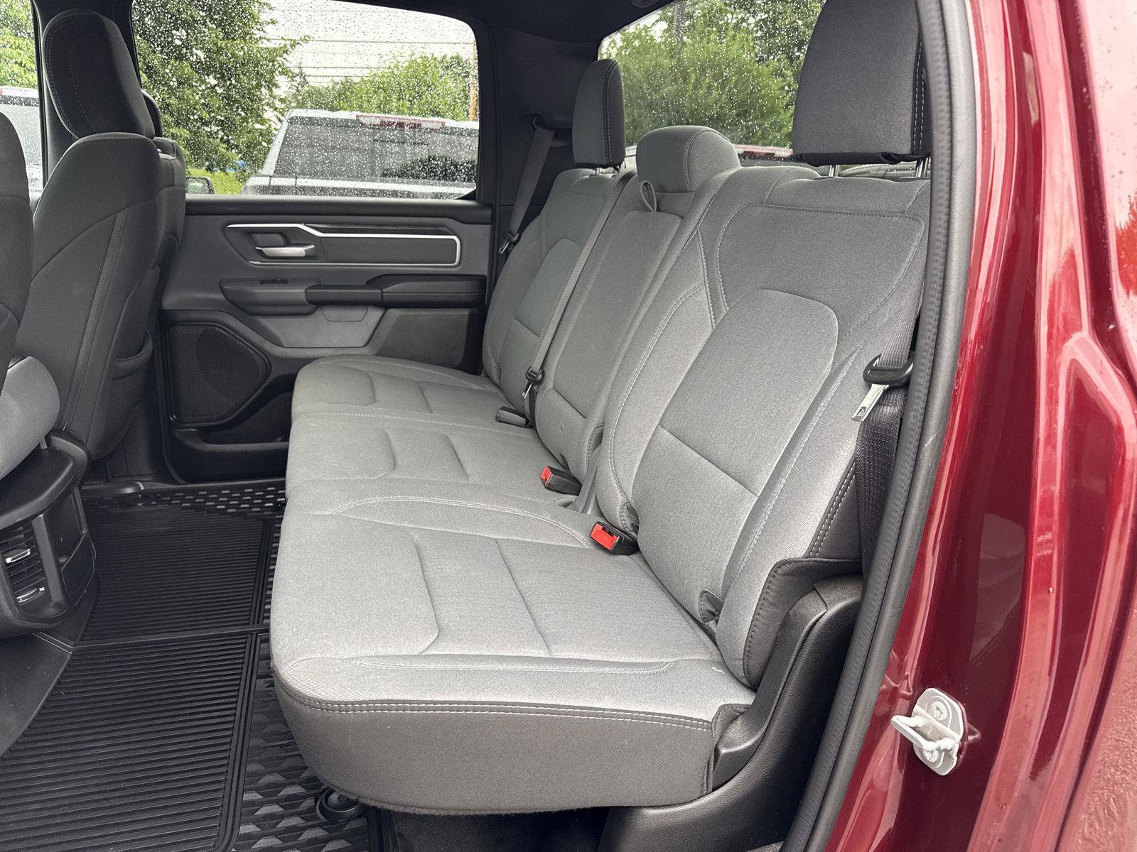 Used 2022 RAM 1500 Big Horn AWD/4WD image 14