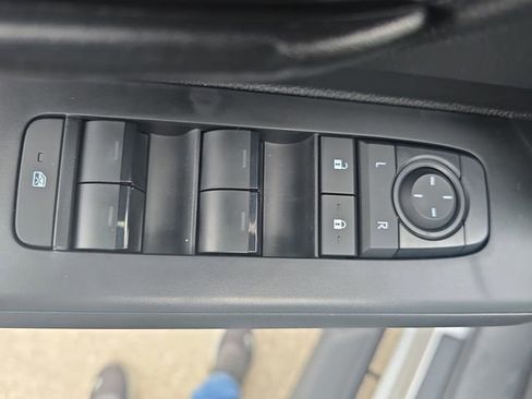 New 2026 Toyota Tacoma SR image 27