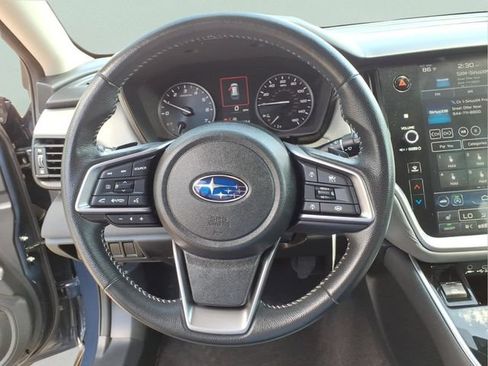 Used 2024 Subaru Outback Premium AWD/4WD image 15
